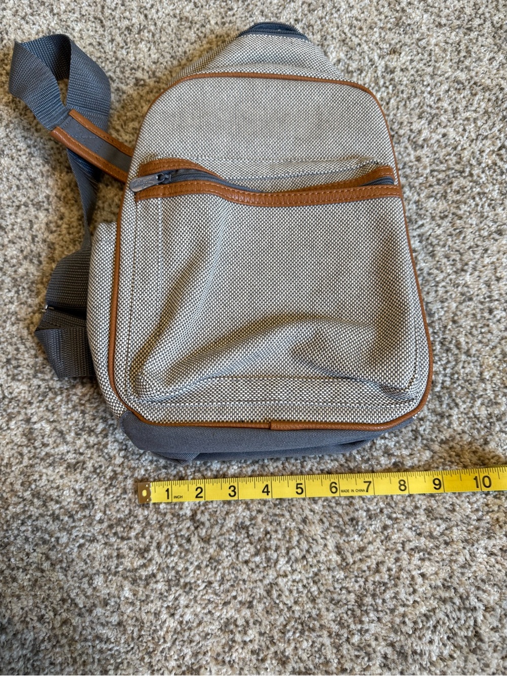 thirty-one Beige Crossbody Sling Bag with Brown Trim - Picture 2 of 6